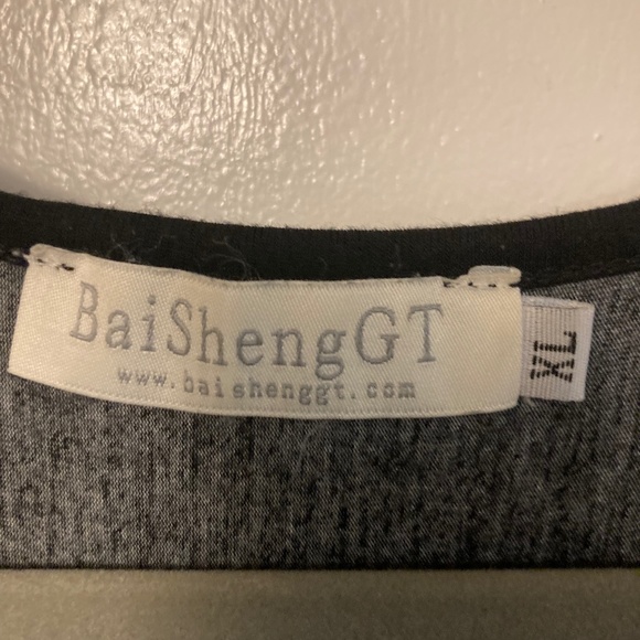 Dress - Picture 4 of 4